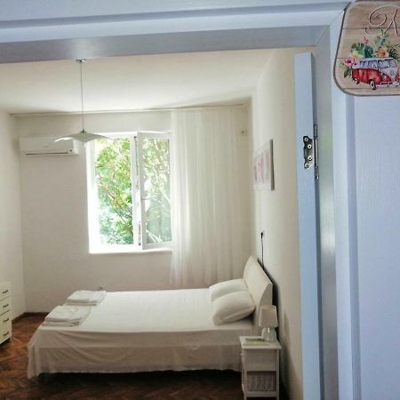 דירות בורגאס Top Location Near To City Center And Sea Garden מראה חיצוני תמונה